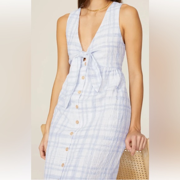 love, whit Dresses & Skirts - Love, white size xsmall blue plaid tie front dress